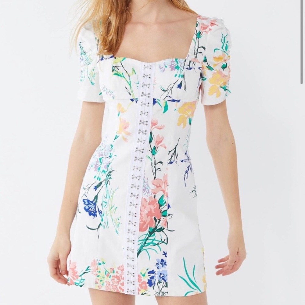UO Hallie Floral Puff Sleeve Mini Dress